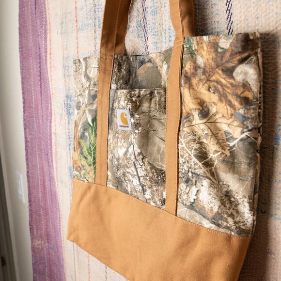 Upcycled handmade carhartt x realtree tote bag - Picture 4 of 7